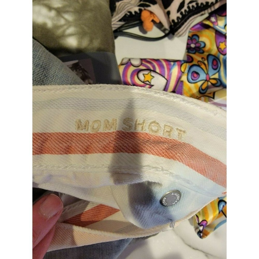 American Eagle Women's Size 0 Blue White Striped High Rise Mom Shorts - Picture 5 of 6